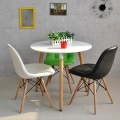 Designs ikonik White DSW Eames Meja makan