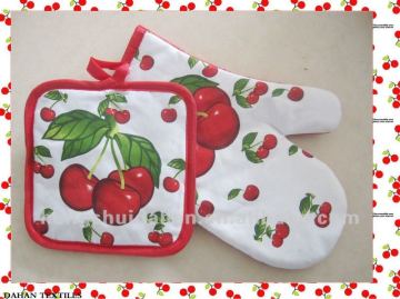 cotton kitchen towel and potholder set