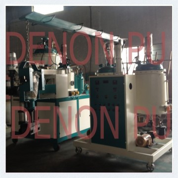 PU Foam Injecting Machine