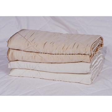 100% Pure Silk Comforter