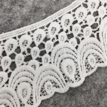 Broderie de dentelle de col en tissu de fibre de lait blanc