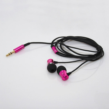 Noise Isolating metal Bass Earbuds for Listening Pop Rap Music