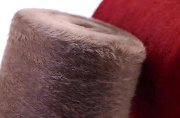 High Quality Raw White Feather Eyelash Yarn for Sweater 0.9CM