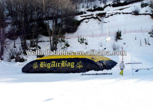 exciting winter sport big air bag jump/ air bag inflatable big