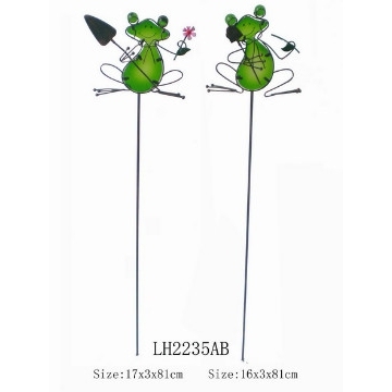 frog garden stake