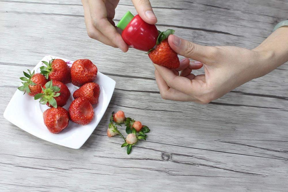 Dispositivo di rimozione dello stelo del corer del pomodoro di Huller della fragola