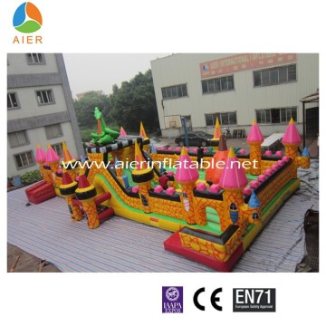 Giant Inflatable Playground , large Inflatable Bouncy Castle , Outdoor inflatable playground