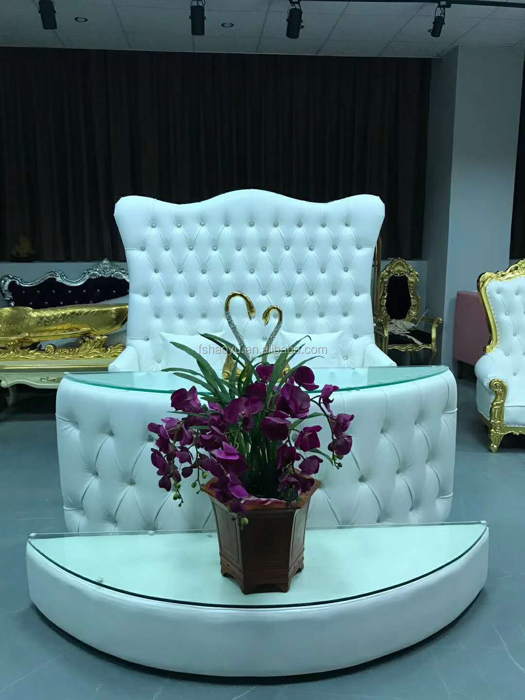 Wholesale High Back Double Throne Chair for Wedding, White and Gold Double Throne Chair Hotel Sofa Hotel Furniture 5 Set Antique