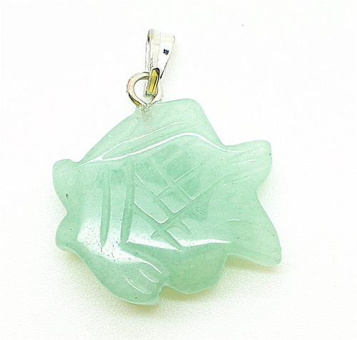 pendentif poisson forme vert aventurine