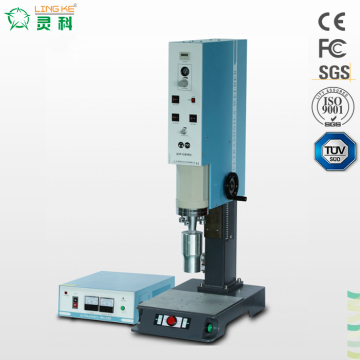 Horn-adjustment convenient cheap ultrasonic plastic welder