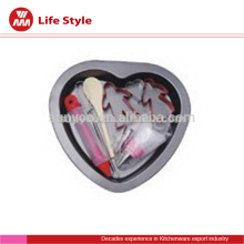 Kids Cake Decorating Set/kids cake baking set