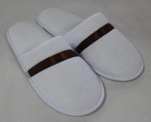 High grade hotel terry towel slipper with ribbon