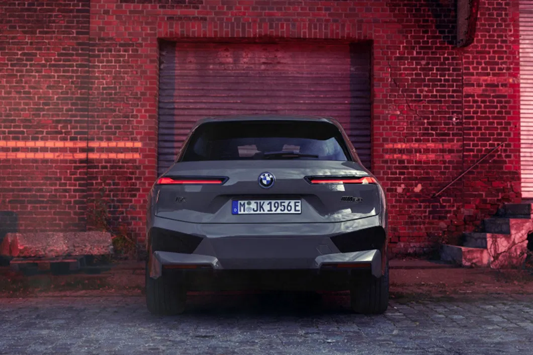 Bavarianmotorwork IX Hot Sale 566km Pure Electric Car Medium Large SUV New Energy Vehicles 4WD High Performance Max Speed 250km