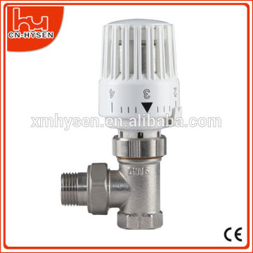 Solar thermostatic actuator valve