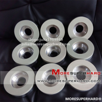 Vitrified diamond grinding wheel for pcd