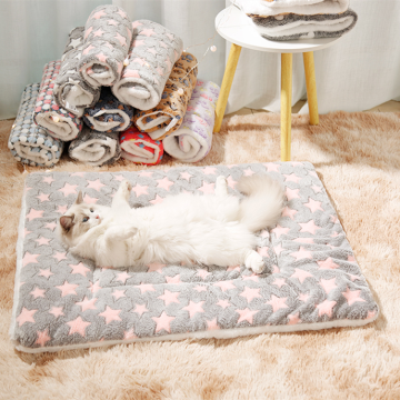 RTS Cheap Pet Dog Bed Blanket Soft Fleece Cat Cushion Blanke Fleece Soft Quilt Pet Mat Cat Dog Bed Pet Blanket