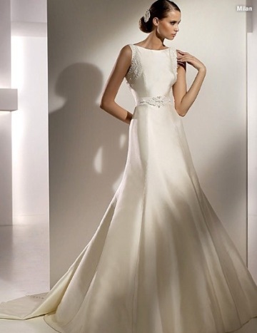 A-line Bateau Neck Chapel Train Satin U-back Beading Wedding Dress