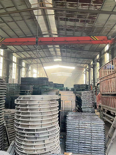 pack the manhole cover pack the manhole cover