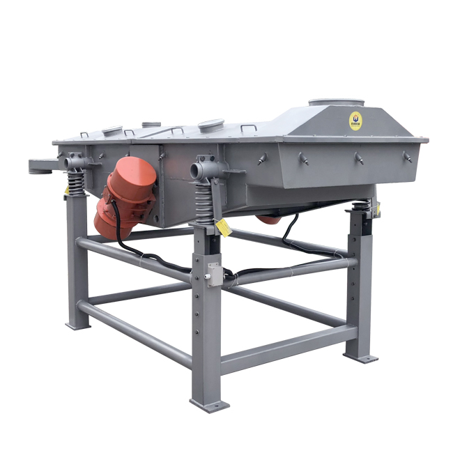 Smooth operation linear vibrating screen for grains