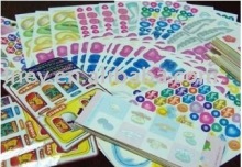 Feeling temperature reversible sticker