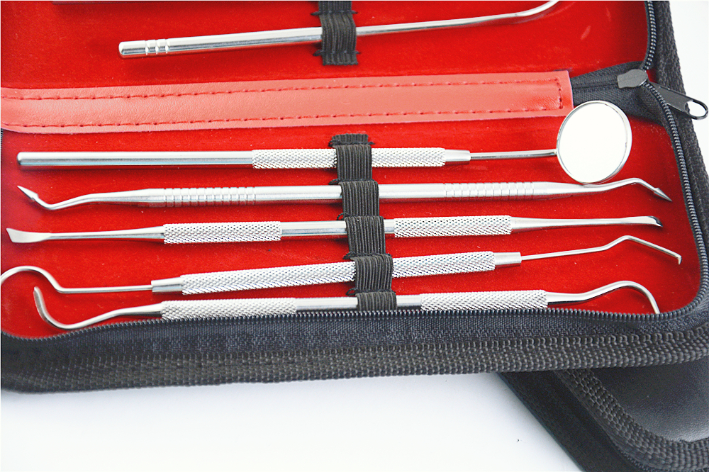 Herramientas dentales para limpiar los dientes Dental Tools To Clean Teeth
