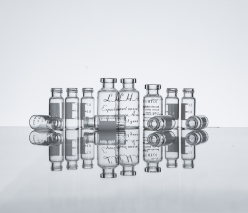 Markering van glazen flesjes voor klanten nodig