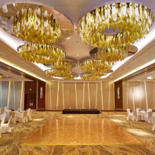 Lustre suspendu en métal de projet de hall d&#39;hôtel de banquet