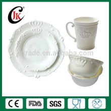 Wholesale 16pcs fine royal bone china dinnerware set, dubai ceramic dinnerware sets