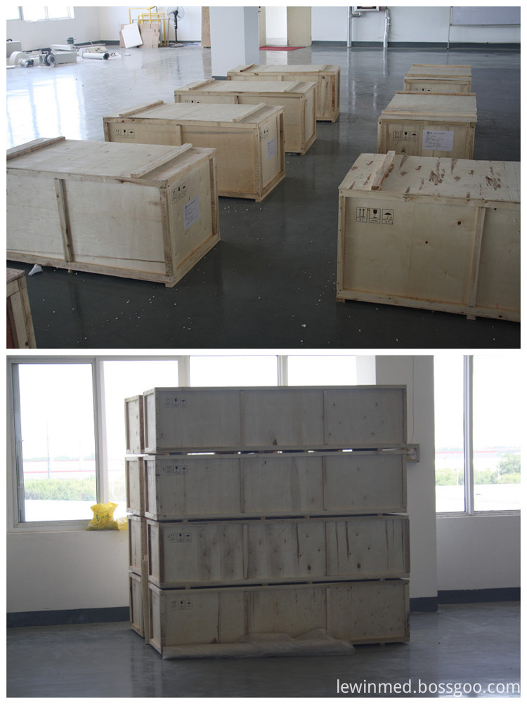 Plywood cases transport