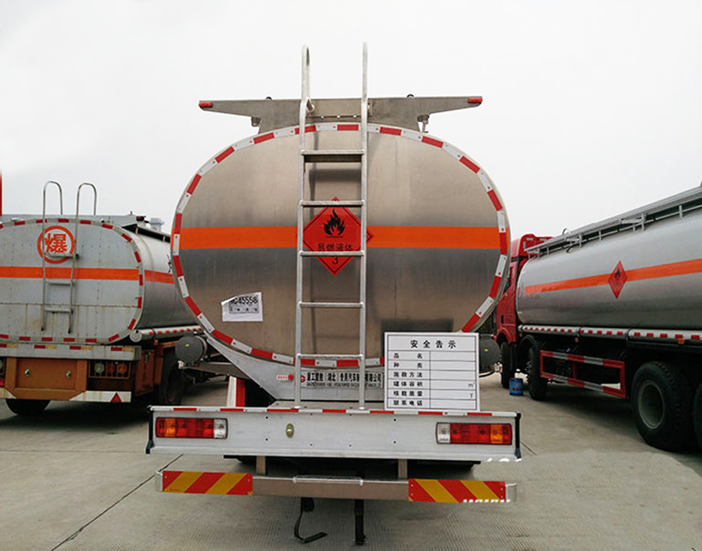 commercial truck fuel tanks 1