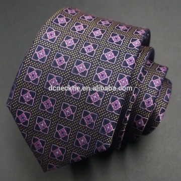 wholesale necktie with custom necktie label