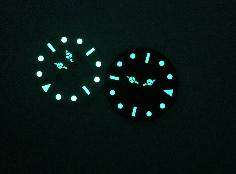 lume watch hands and dial