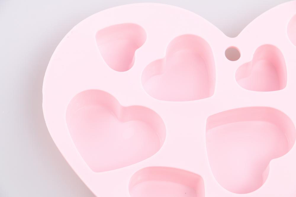 heart shaped cake mold