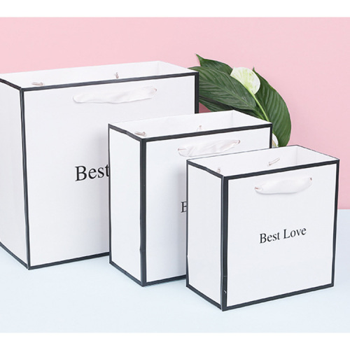 Custom Rigid Magnetic Closure Gift Boxes