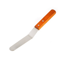 Professional Cake Decorating Tools: 2CR13 Angled Icing Spatula for Kitchen