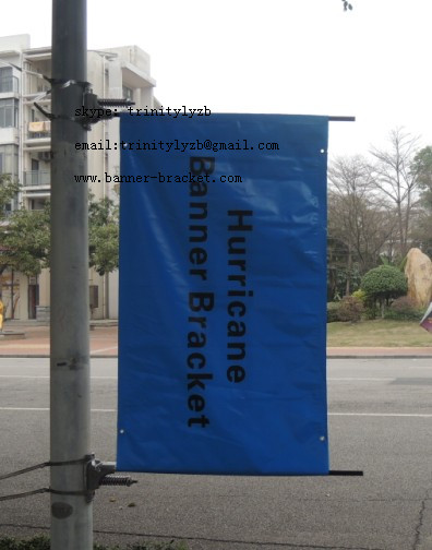 pole baner advertising 