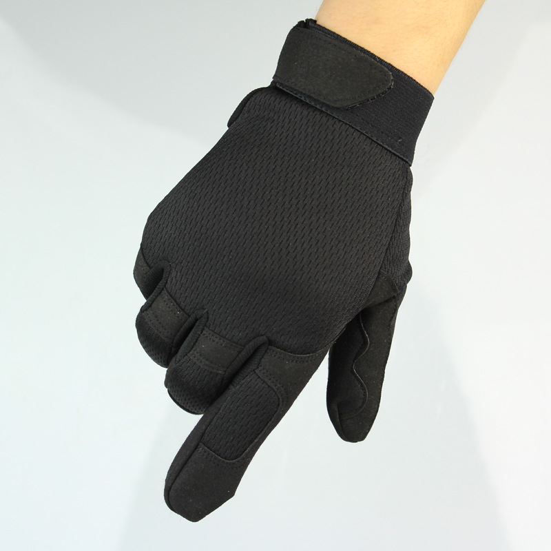 Tactics are all about outdoor gloves (8)