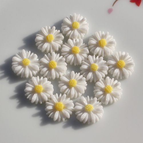 Perles de charme de fleur de marguerite de résine acrylique de couleur bonbon 13MM