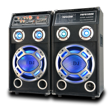 Wireless outdoor powered soundbar speaker box