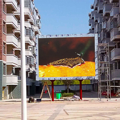 Outdoor P10 LED display modules with certificates