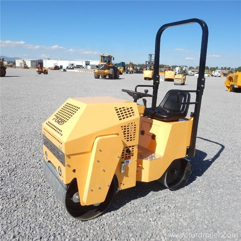 800kg Diesel Mini Road Roller Compactor