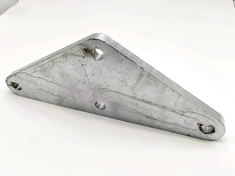 Csavart tartólemezek sebességváltó hardver szerelvényeihez