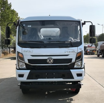 Dong feng Duolika 9.9m3 Oil Tank Truck