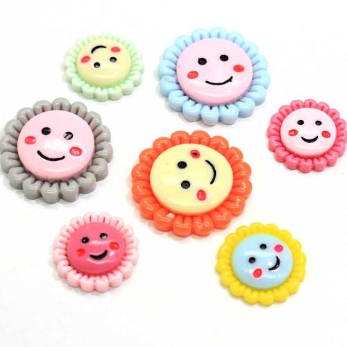 Kleurrijke 20mm 28mm Leuke Glimlach Gezicht Zonnebloem Plaksteen Hars Knop Cabochon Voor Diy Craft Scrapbook Versiering