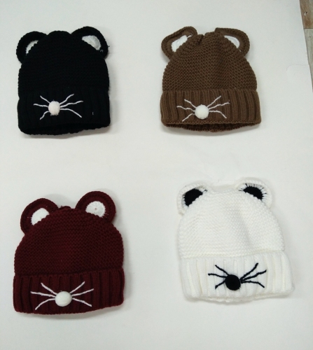 Cat Design Knitted Hat