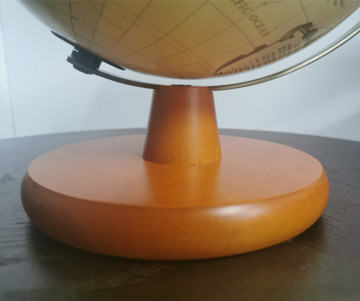 National Geographic Illuminated Desktop World Globe