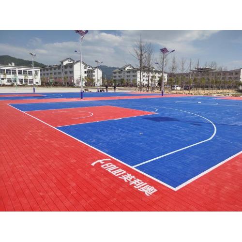 อัจฉริยะ PP Portable Basketball Court วัสดุกระเบื้องพลาสติกพื้นบาสเก็ตบอลชั่วคราวกลางแจ้ง