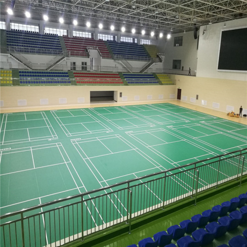 Lantai lapangan olahraga PVC yang disesuaikan menutupi lapangan tenis bulu tangkis sintetis dalam ruangan;