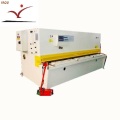 Hydraulic brake type shearing machine