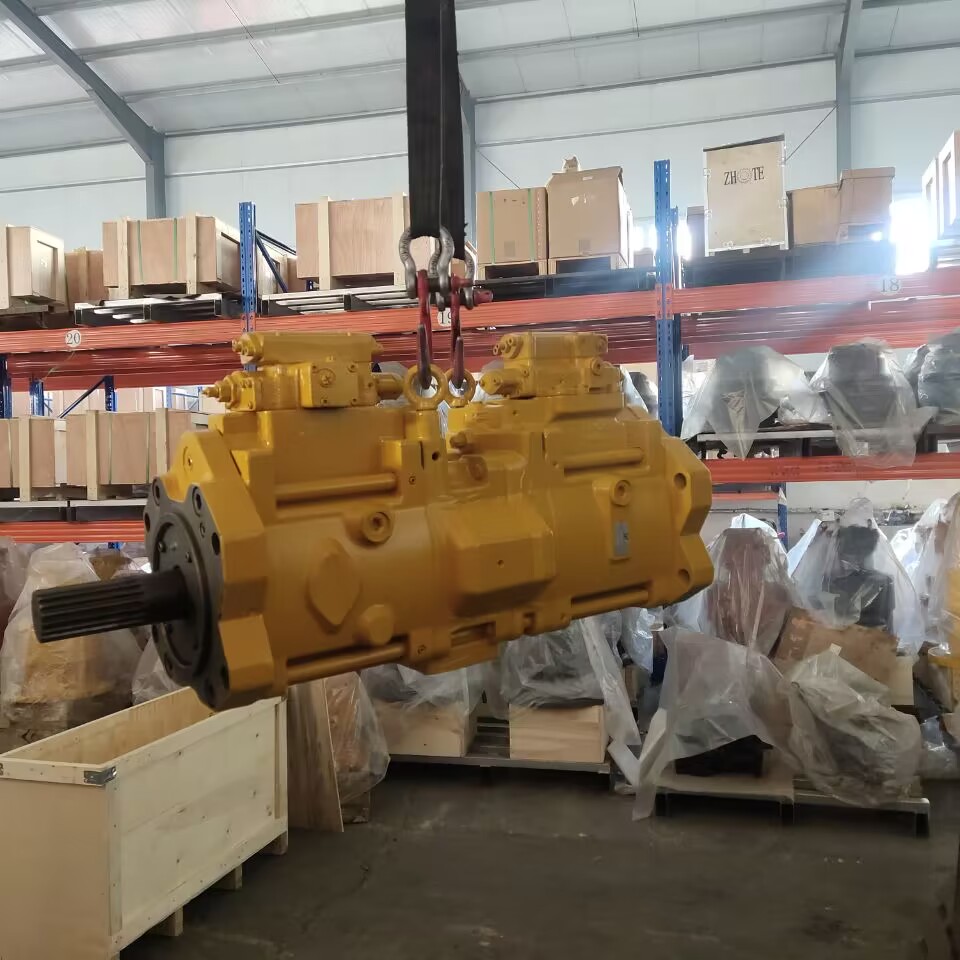 390F Hydraulic Pump 